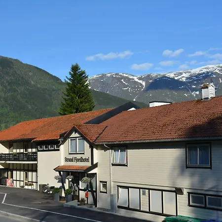 Fjordhotel Hotell 4*